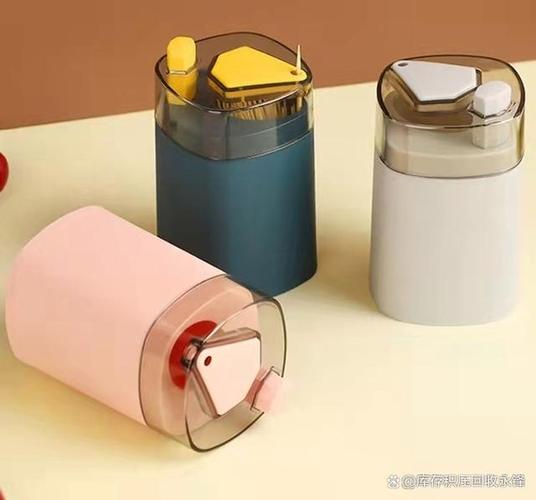 義烏庫存積壓日用百貨回收全攻略 鞋帽類如何選擇專業(yè)服務(wù)商？